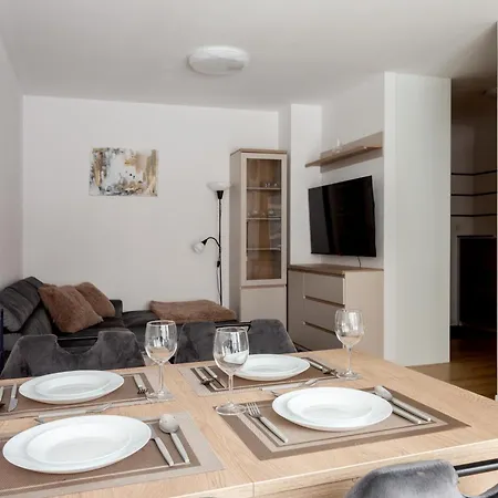 Apartment Starowiejska Urban Cozy By Bookinghost Danzig